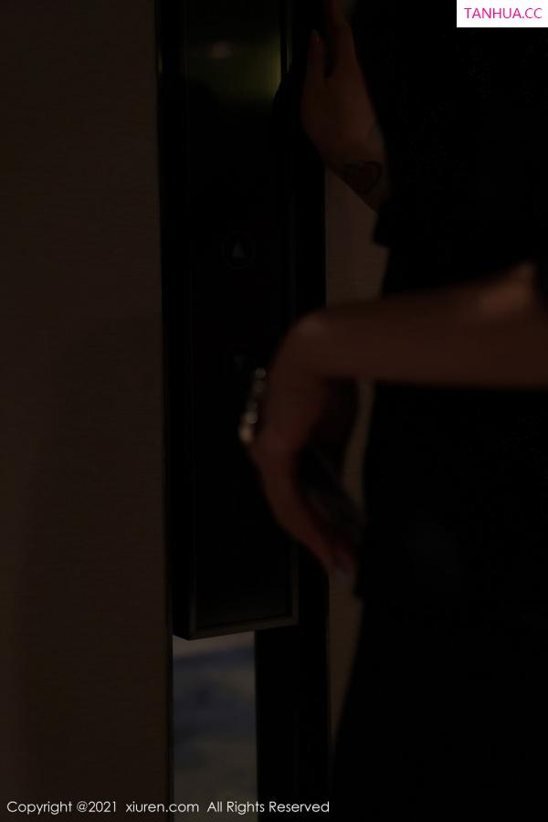 吴玉 玉兔miki [XiuRen]高清写真图 2021.01.26 No.3043 玉兔miki第9张图片